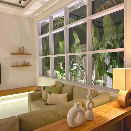 Villa Navaria Canggu Exterior photo