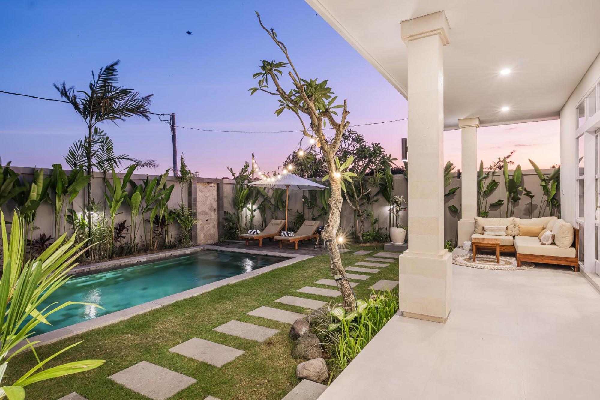 Navaria Villa